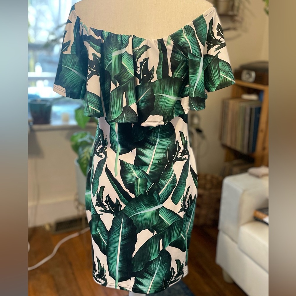 Tropical plant print off shoulder fitted dress